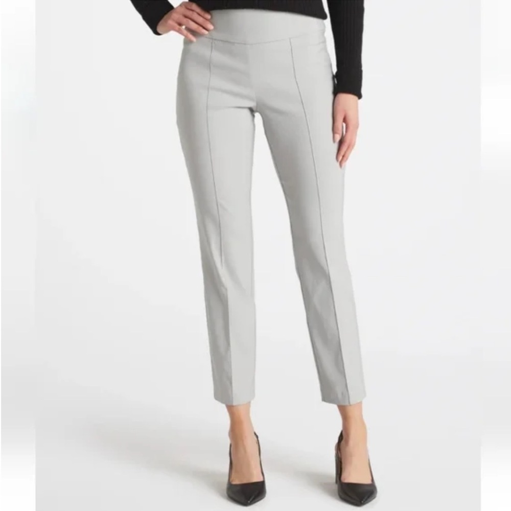 *NWT Violets & Roses Melisa High Rise Straight Pull On Pant